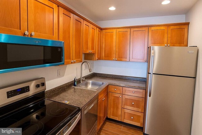 Foto del edificio - 9926 Ridgeline Dr