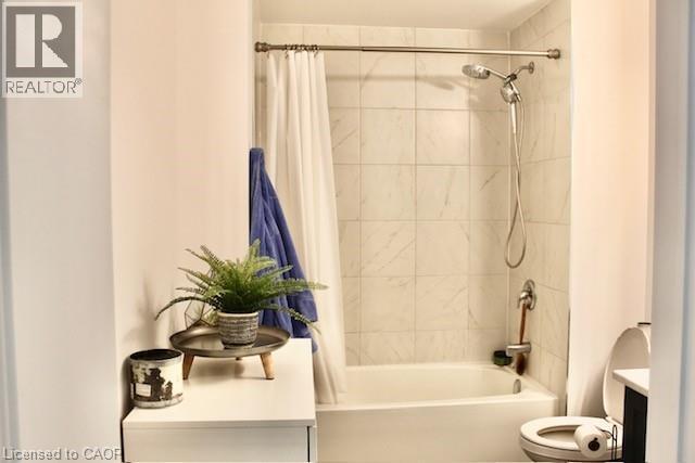 Photo du bâtiment - 5055 Greenlane Rd