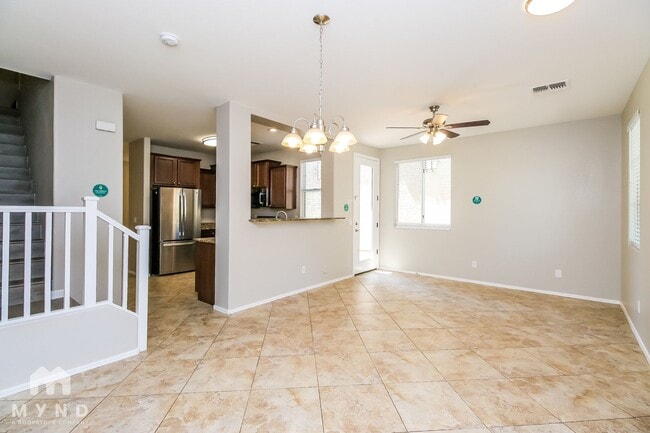 Foto del edificio - 4253 E Tyson St