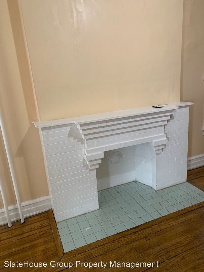 Building Photo - 3 br, 1.5 bath House - 1946 Chew St