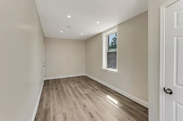 Photo - 1438 W York St Apartment