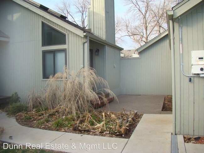 Building Photo - 3 br, 3 bath House - 1045 Driftwood Dr.