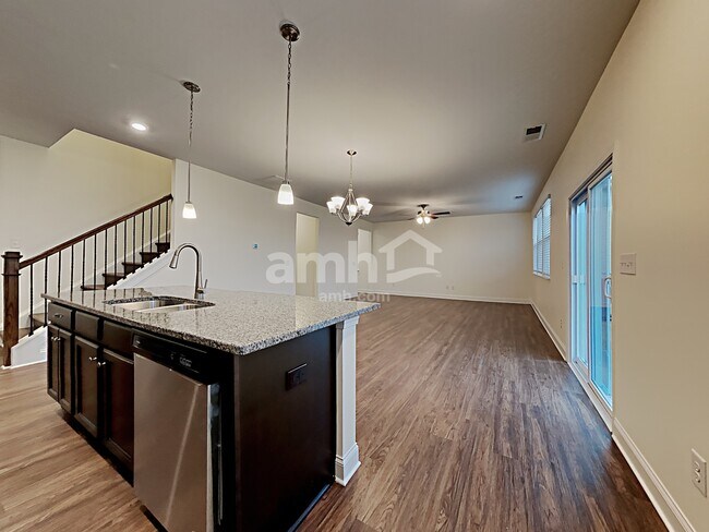 Building Photo - 140 Twin River Drive
