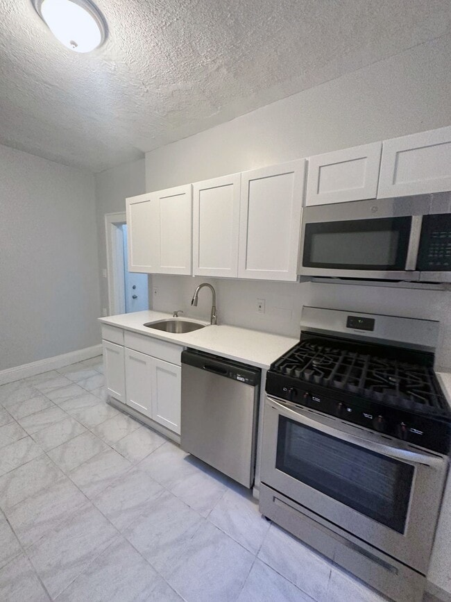 Foto del edificio - 113 67th Street