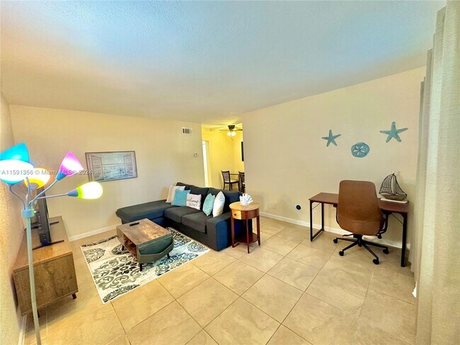 Building Photo - 2600 S Ocean Dr