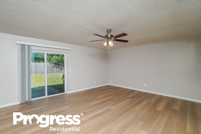 Building Photo - 16414 Bonneville Dr