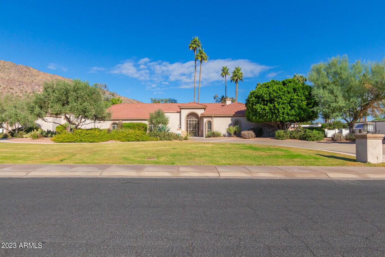 6230 E Alta Hacienda Dr, Scottsdale, AZ 85251 House Rental in