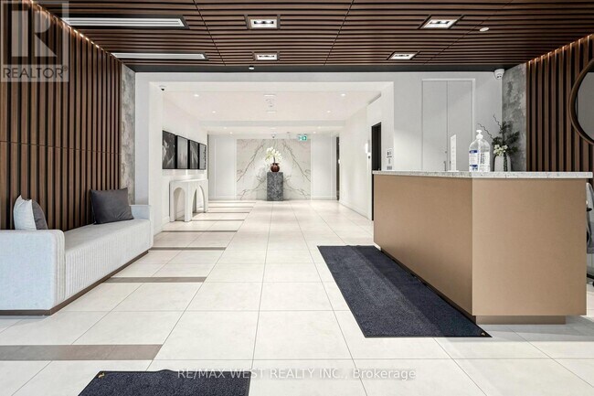 Building Photo - 2 Teagarden Ct
