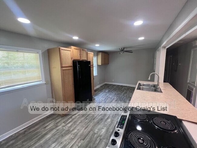 Building Photo - 5414 Cassidy Ct