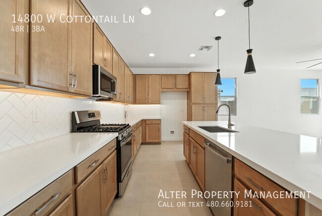 Foto del edificio - 14800 W Cottontail Ln