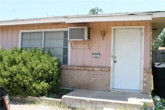 Building Photo - 25 N 43rd St