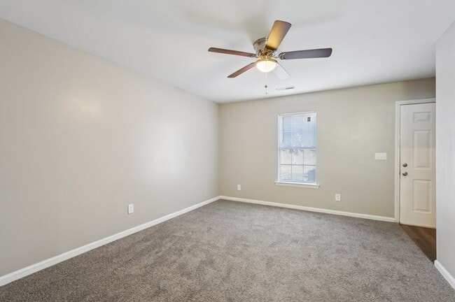 Living Area - Morgan Place Apartments