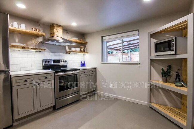 Foto del edificio - 19311 100th Ave NE