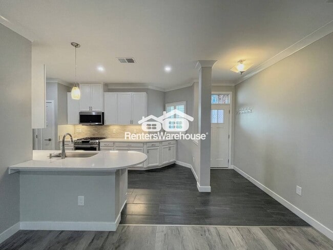 Building Photo - 1907 Doubloon Way