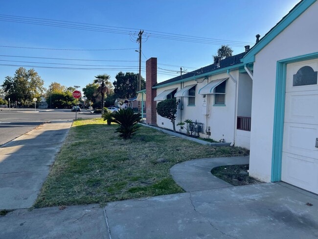 Foto del edificio - Great 4 bedroom 2 bath home