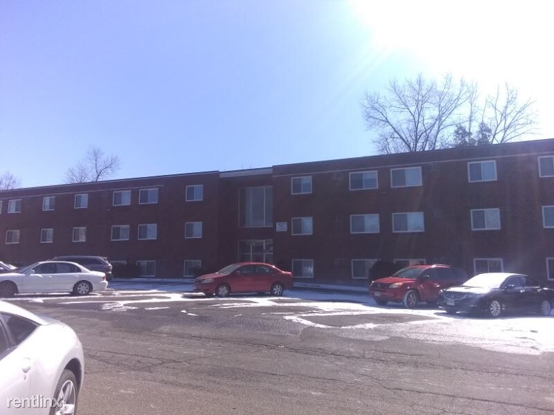 Primary Photo - 916 Middle St