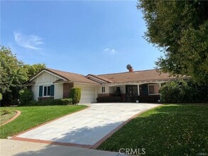 Building Photo - 20532 Seton Hill Dr