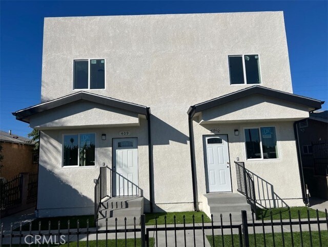 Building Photo - 409 E 99th St