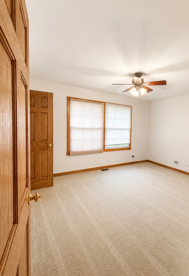 Foto del edificio - 935 Brower Dr