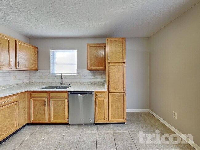 Foto del edificio - 4900 Hunters Run