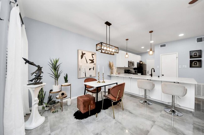 Foto del edificio - 3800 Tanglewilde St