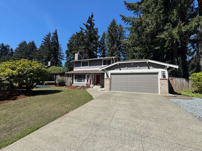 Building Photo - Charming 3-Bedroom Home in Desirable Gem H...