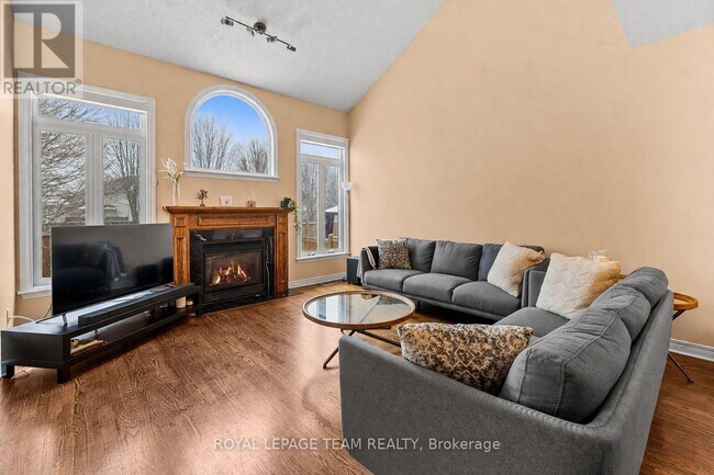 Photo du bâtiment - 84 Knowlton Dr