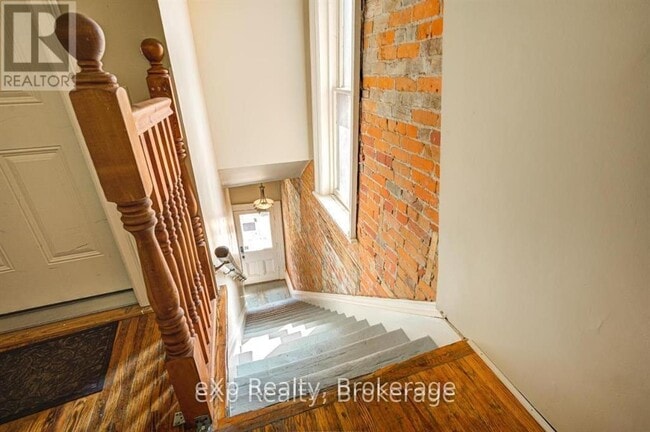Photo du bâtiment - 100 Downie St