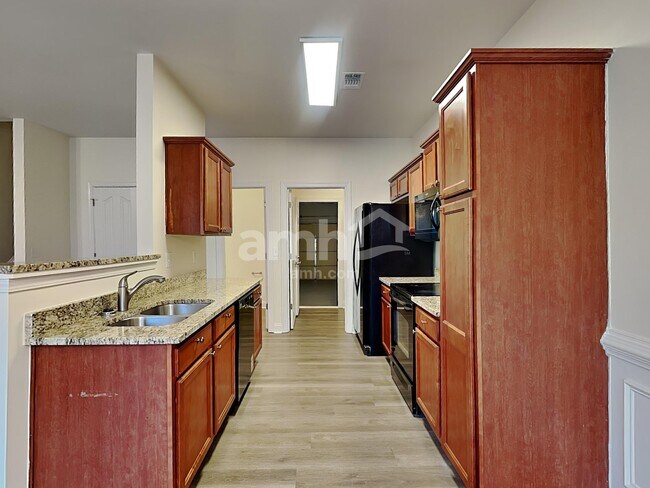 Foto del edificio - 5231 Apple Grove Rd