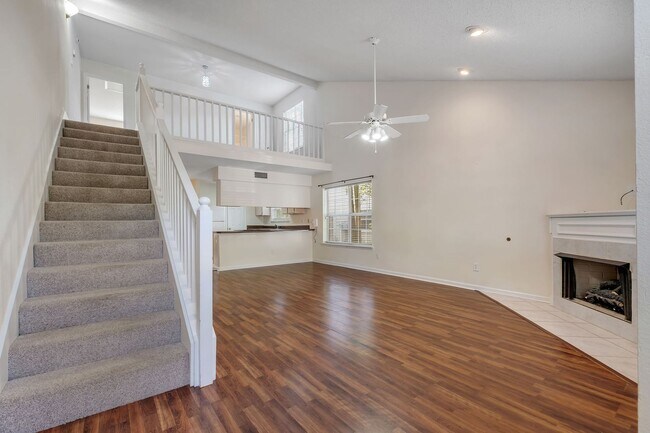 Foto del edificio - NE Tallahassee Townhome with Community Pool
