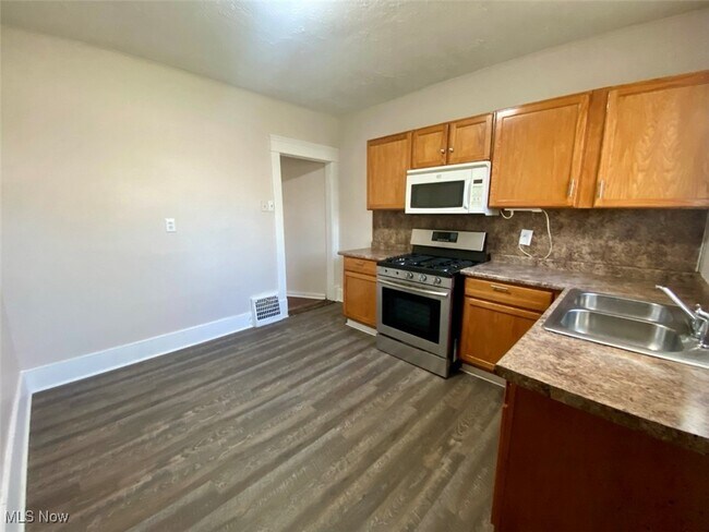 Foto del edificio - 39 Brown St