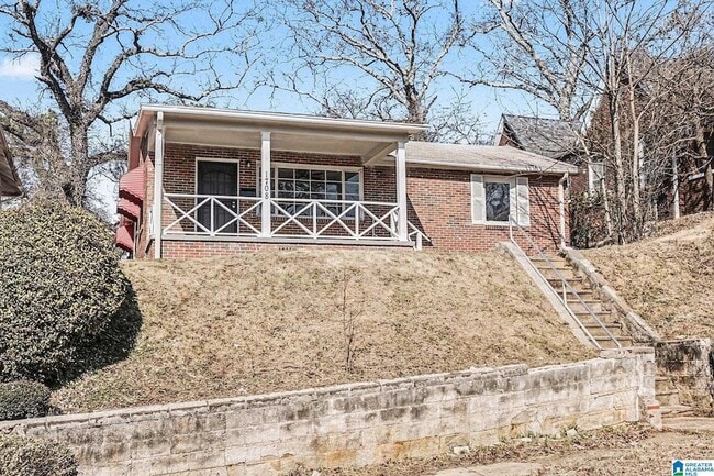 Building Photo - 1708 28th Street Ensley