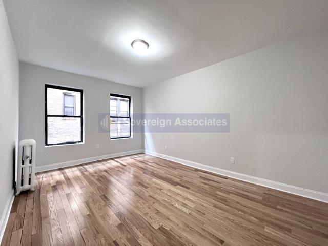 Foto principal - 2 bedroom in New York NY 10032