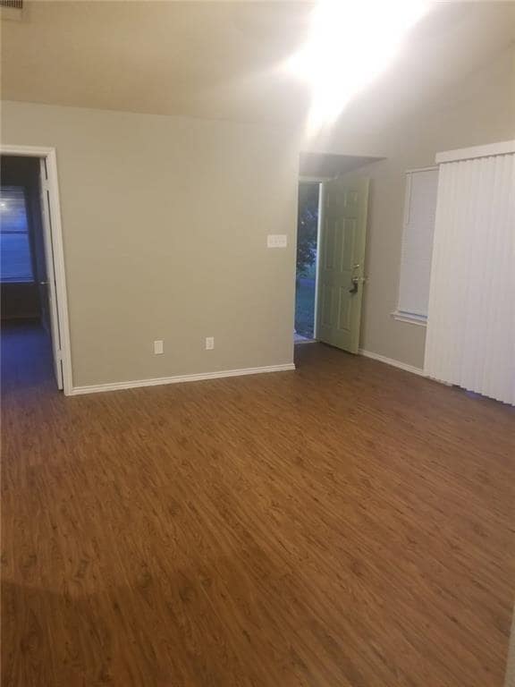 Foto del edificio - 1214 Orchard Park Cir