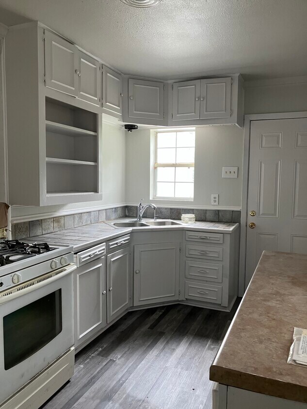 Foto principal - 2713 Pine Ave