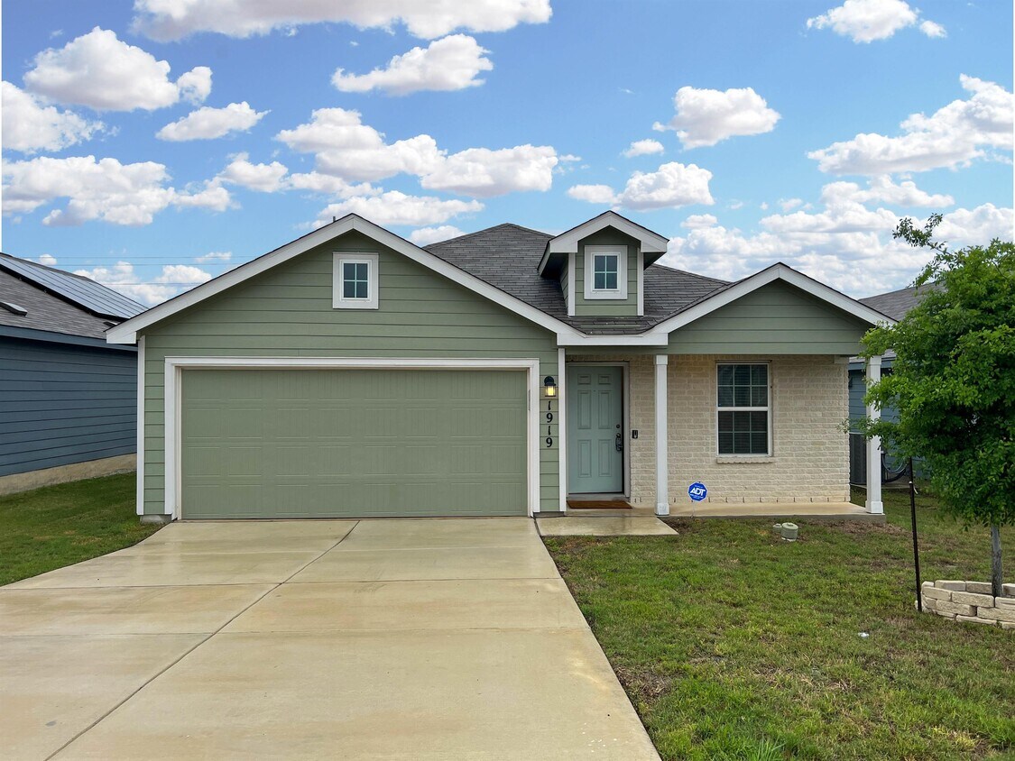 1919 Fieldfare, New Braunfels, TX 78130 House Rental in New Braunfels