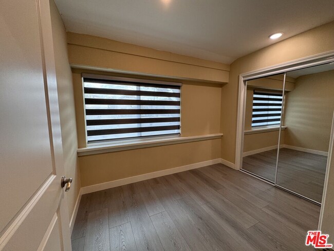 Building Photo - 1517 Crenshaw Blvd