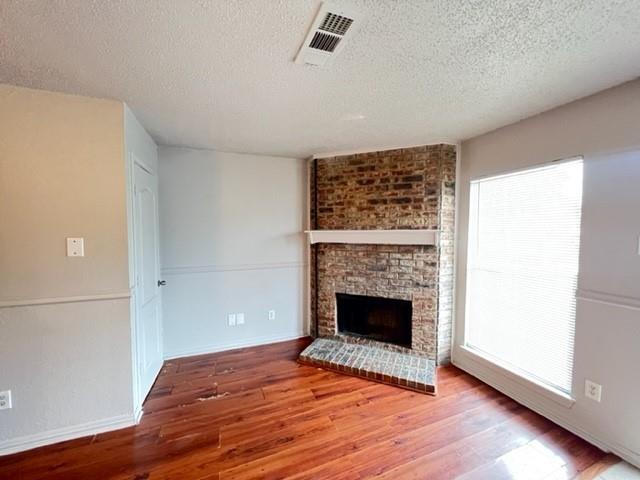 2219-aspen-dr-dallas-tx-75227-townhouse-for-rent-in-dallas-tx