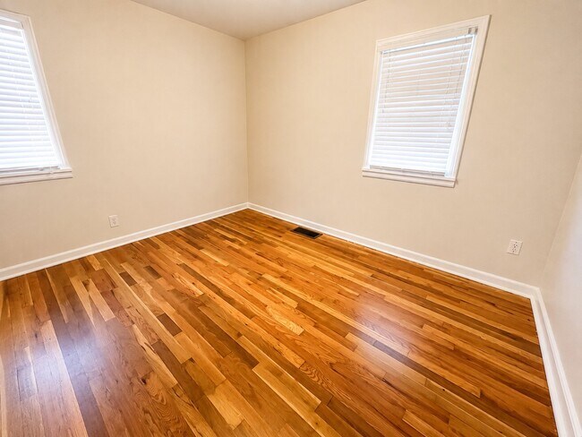 Foto del edificio - 2906 Depew St