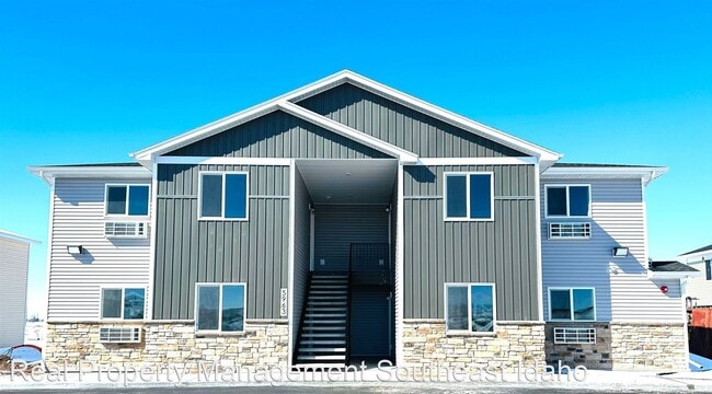 Foto del edificio - 3 br, 2 bath House - 5963 N Freedom #4