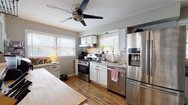 Building Photo - 311 Nordica Ave