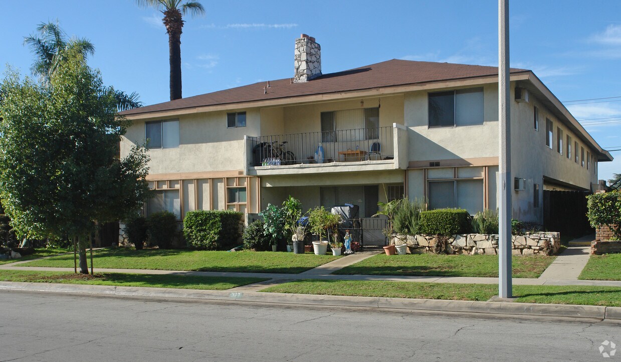 Primary Photo - 327 Prospero Dr
