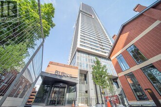 Building Photo - 609 Sherbourne St