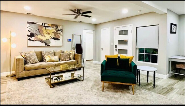 Building Photo - Spacious 4BR House in Richardson