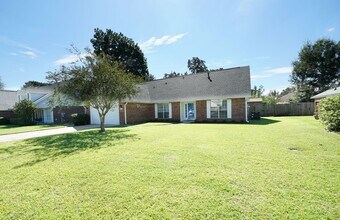 Building Photo - 4552 Knollwood Ln
