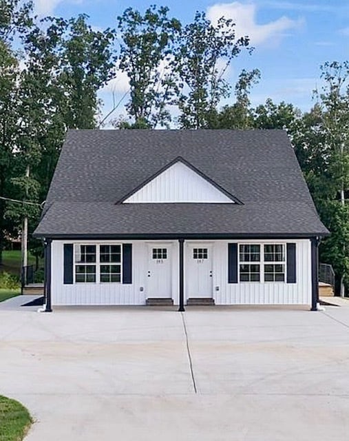 Building Photo - 153 Timber Rdg Dr
