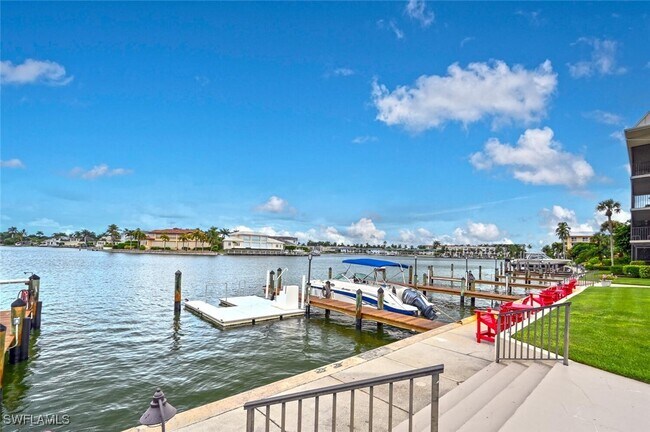 Foto del edificio - 3200 Gulf Shore Blvd N