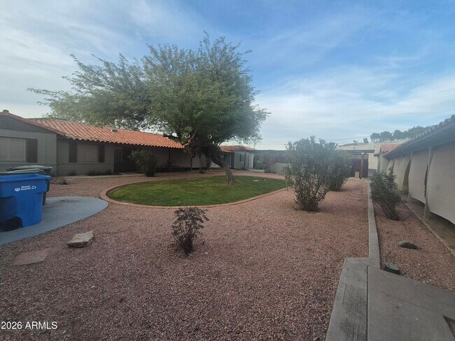 Foto del edificio - 602 E San Juan Ave