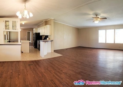 Foto del edificio - 17002 E Longwood Meadows