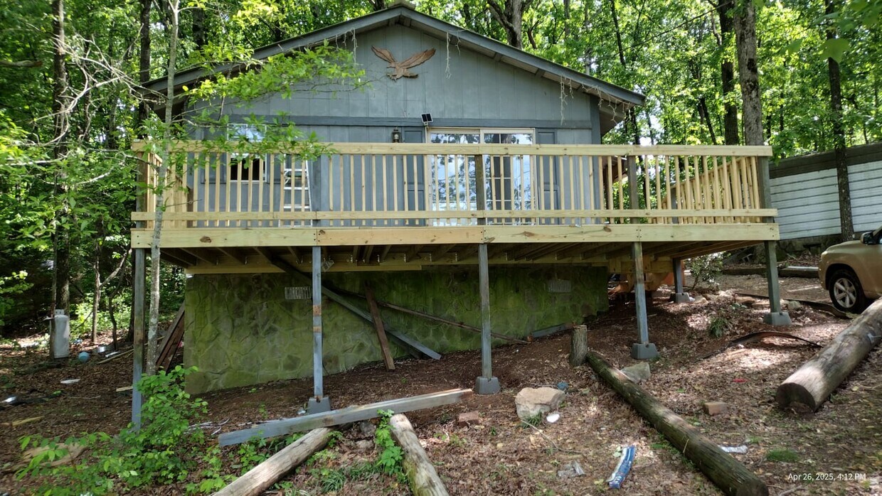 Foto principal - 136 Jackson Rd